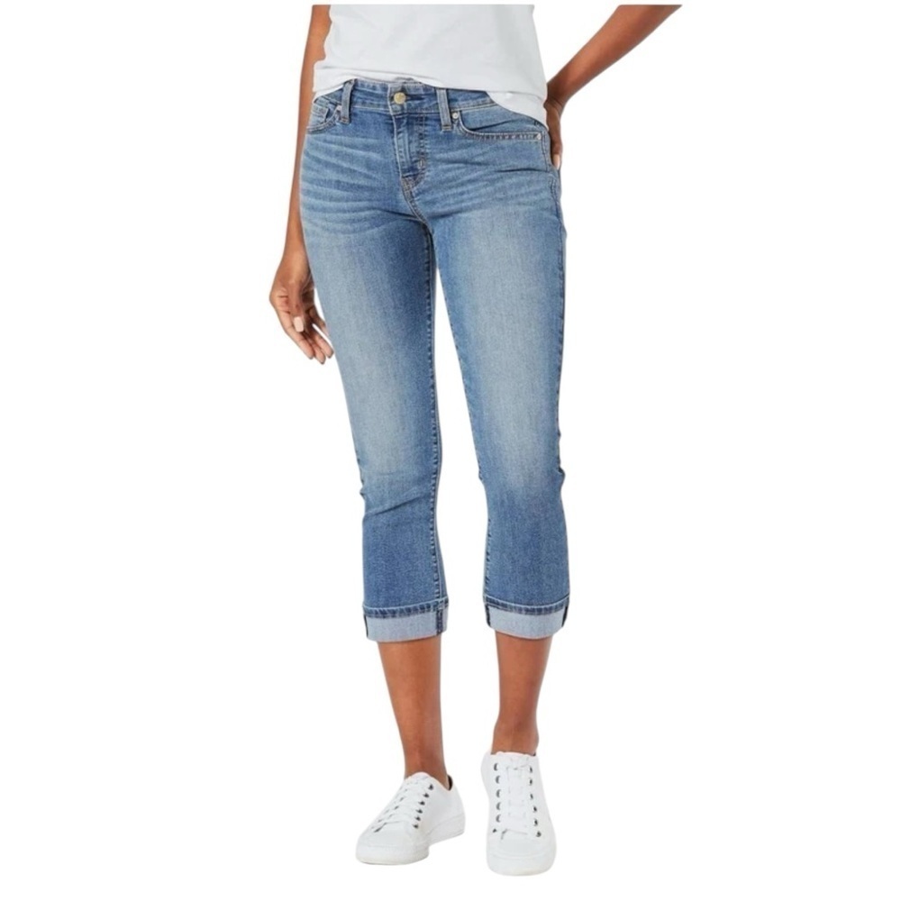 Levi's Women’s 515 Capri with Brown Embroidery Blue Size 8 #1703